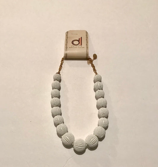 White dynasty necklace - Desante Fashions